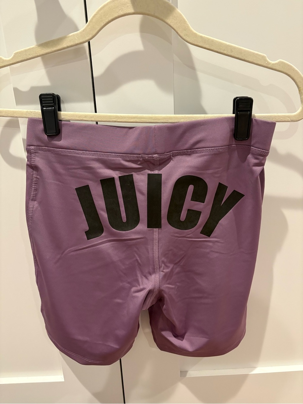New JUICY Couture sport active shorts Shorts size small